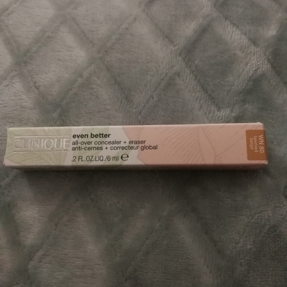 CLINIQUE Even Better all-over Concealer + Eraser - Picture 6 of 8
